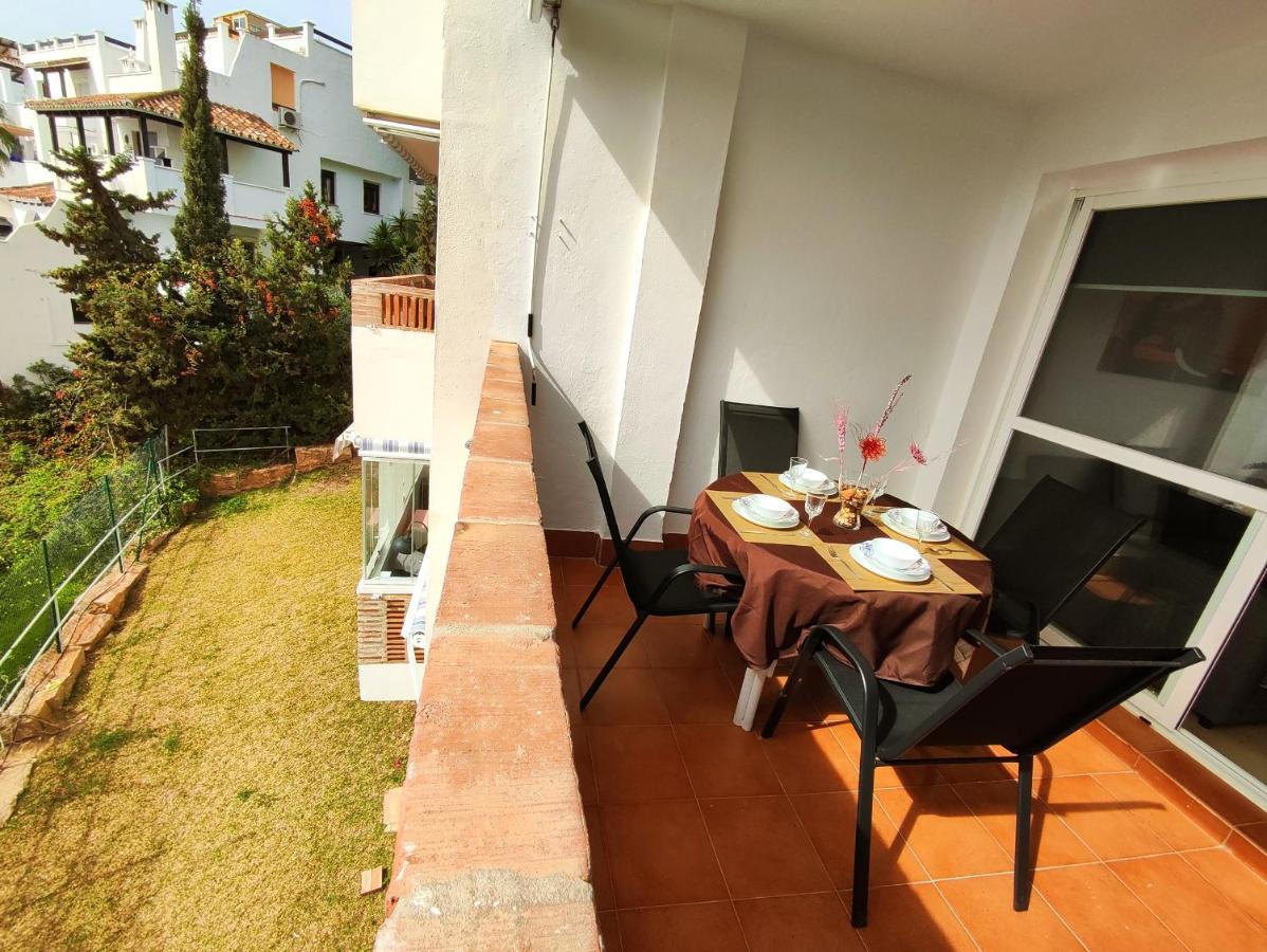 2Bdr Sunny Apartment With Pool And Private Parking In بينالماذينا المظهر الخارجي الصورة